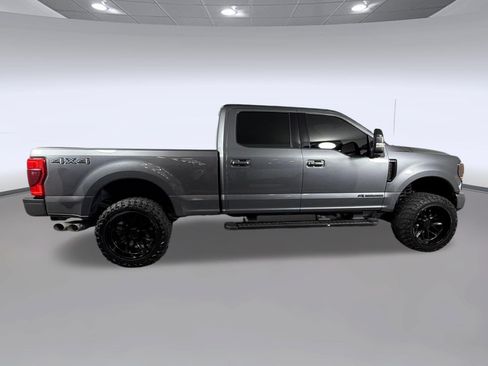 Used 2022 Ford F250 Lariat w/ Black Appearance Package AWD/4WD image 8