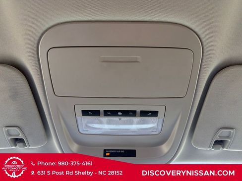 Used 2022 GMC Canyon Elevation image 25