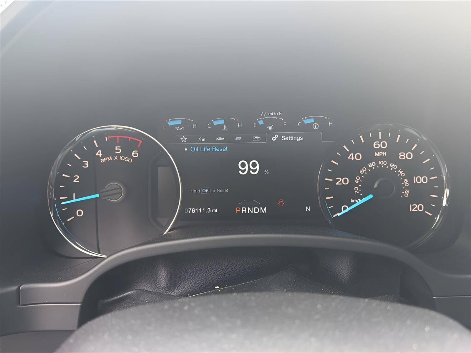 Used 2018 Ford F150 Platinum w/ Equipment Group 701A Luxury AWD/4WD image 3