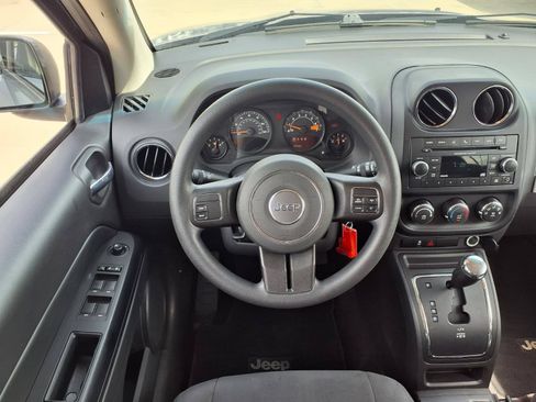 Used 2017 Jeep Compass Sport w/ Power Value Group FWD image 16