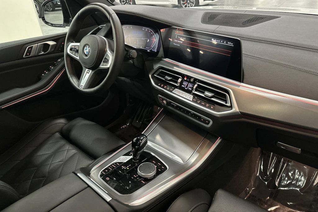 Certified 2023 BMW X5 xDrive40i w/ M Sport Package AWD/4WD image 18