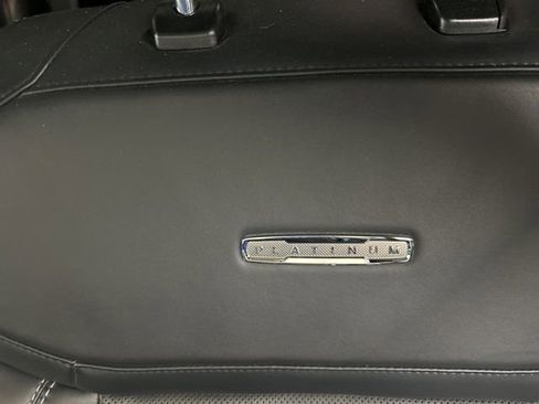 Used 2025 Ford Expedition Platinum AWD/4WD image 10