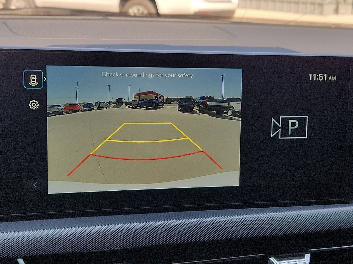 Used 2025 Hyundai Sonata SE FWD image 9