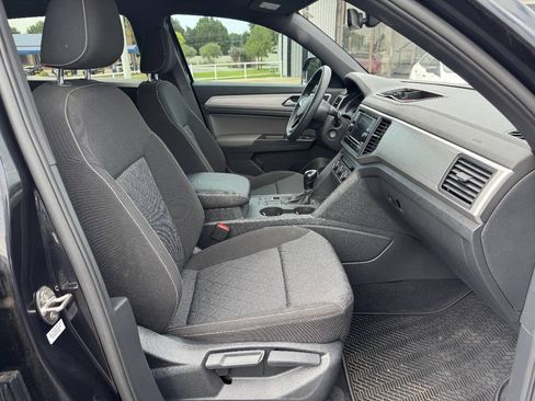 Used 2021 Volkswagen Atlas Cross Sport S FWD image 19