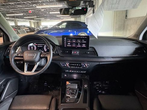 Used 2023 Audi Q5 2.0T Prestige w/ Prestige Package AWD/4WD image 16