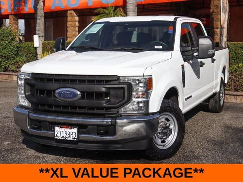 Used 2022 Ford F250 XL w/ Power Equipment Group RWD image 4