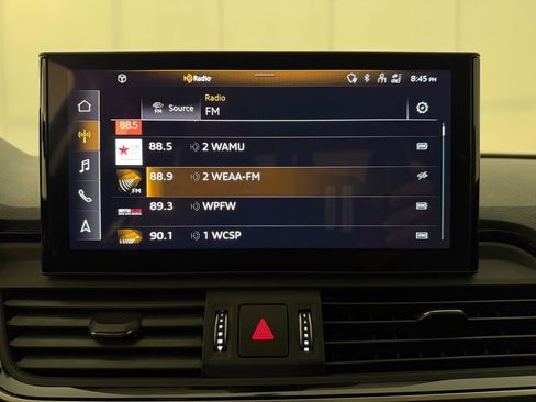 Certified 2025 Audi Q5 Premium w/ Convenience Plus Package AWD/4WD image 23