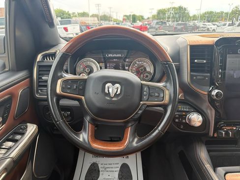 Used 2022 RAM 1500 Limited AWD/4WD image 13