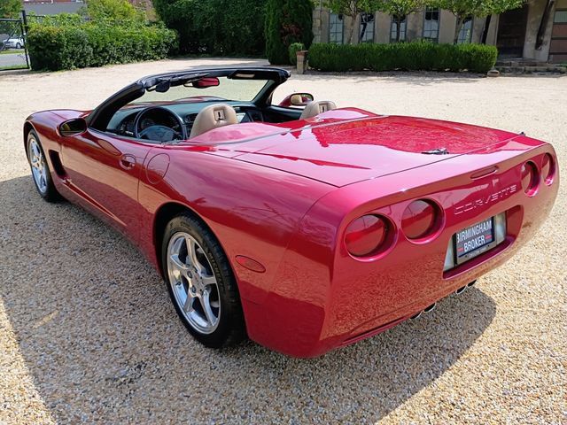 Used 2002 Chevrolet Corvette Convertible w/ Preferred Equipment Group2 RWD image 12