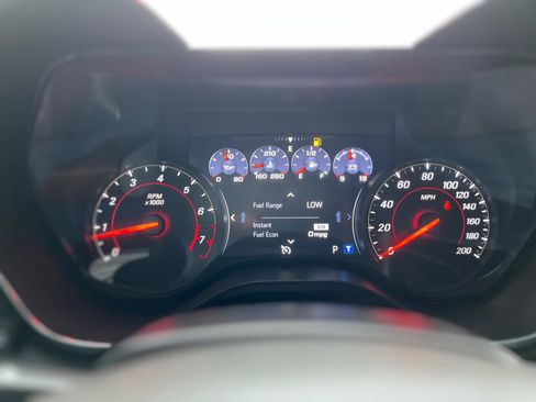 Used 2019 Chevrolet Camaro SS image 25