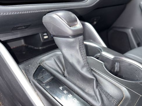 Used 2022 Toyota Highlander XLE FWD image 7
