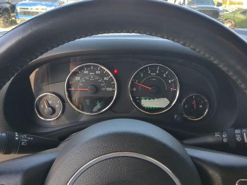 Used 2017 Jeep Wrangler Sahara w/ Connectivity Group image 22