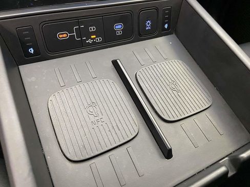 Used 2025 Hyundai Santa Fe Calligraphy image 23