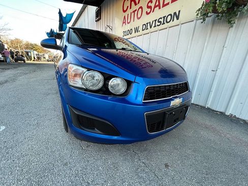 Used 2016 Chevrolet Sonic LT w/ Driver Confidence Package image 3