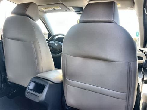 Certified 2025 Honda HR-V LX image 13