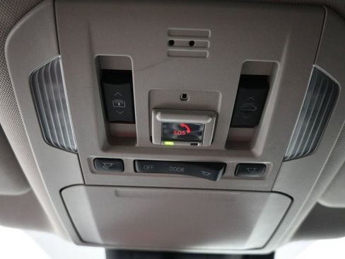 Used 2021 Toyota Highlander Platinum image 31