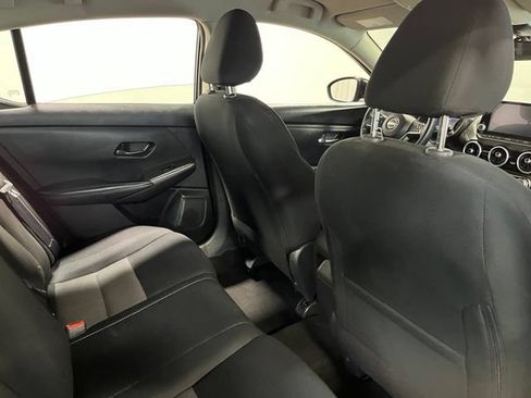 Used 2024 Nissan Sentra SV FWD image 14