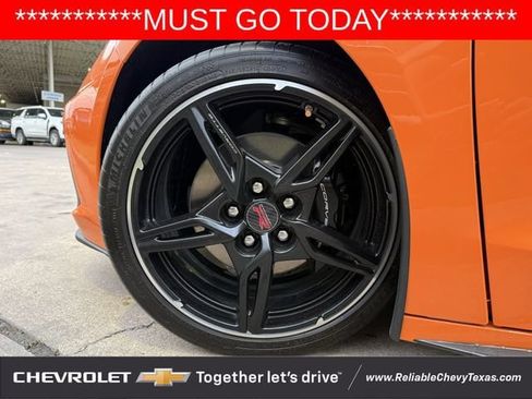 Used 2024 Chevrolet Corvette Stingray Coupe RWD image 10
