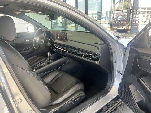 Used 2023 Honda Accord Sport image 33