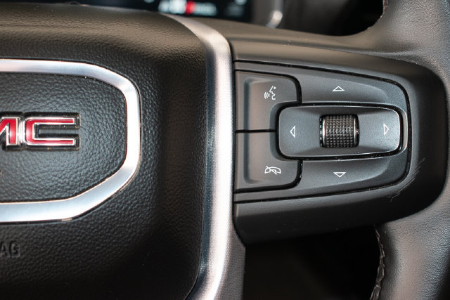 Used 2026 GMC Sierra 1500 SLT AWD/4WD image 23