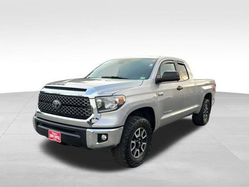 Used 2018 Toyota Tundra SR5 image 5