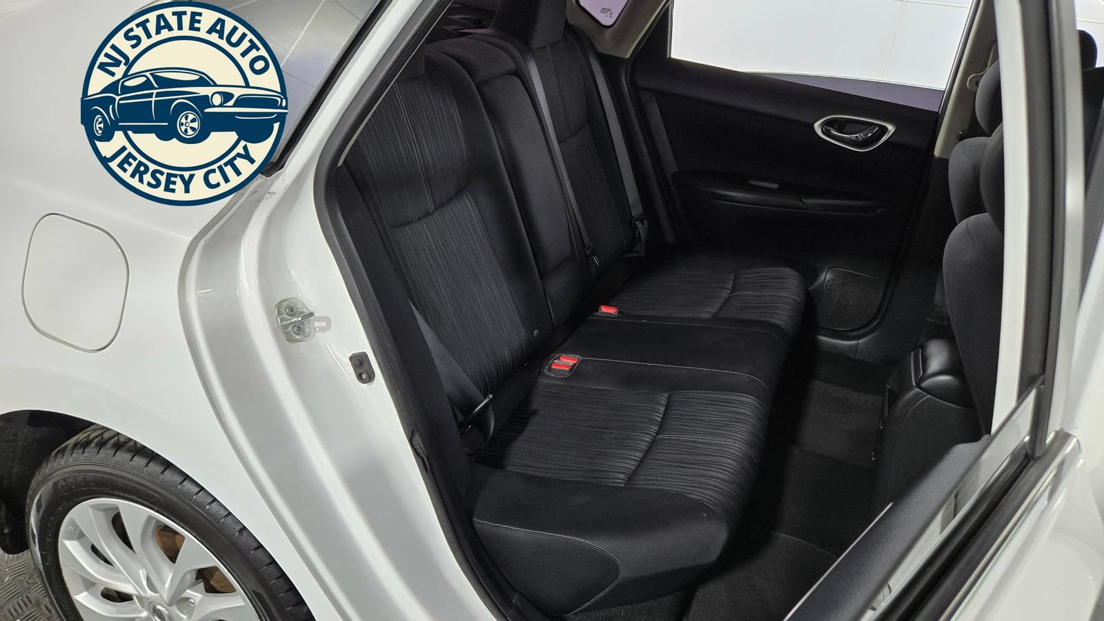 Used 2018 Nissan Sentra SV FWD image 32