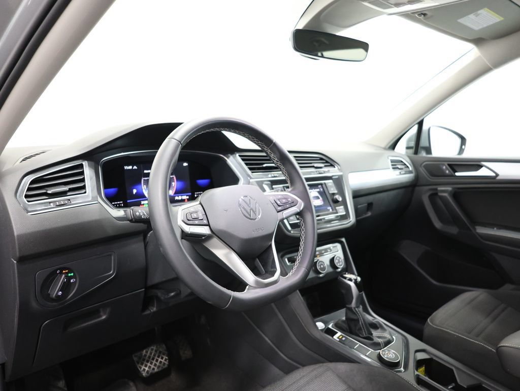 Certified 2023 Volkswagen Tiguan S AWD/4WD image 15