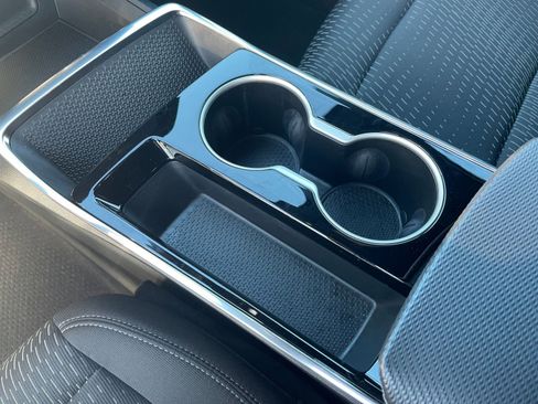 Used 2025 Chevrolet Equinox LT image 36