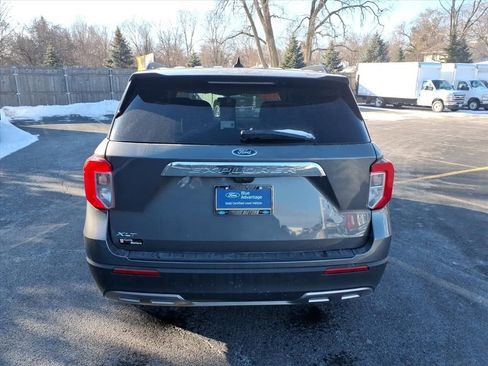 Certified 2023 Ford Explorer XLT w/ Equipment Group 202A image 6