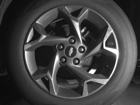 Used 2025 Chevrolet Trax LT w/ LT Convenience Package FWD image 14
