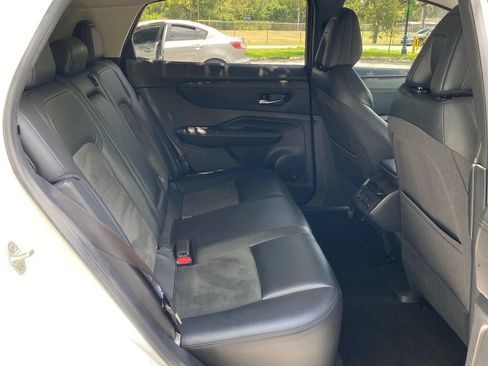 Used 2023 Nissan Ariya FWD image 19