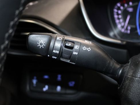 Used 2020 Hyundai Santa Fe Limited AWD/4WD image 23