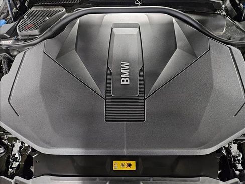 New 2026 BMW i5 eDrive40 w/ M Sport Package image 16