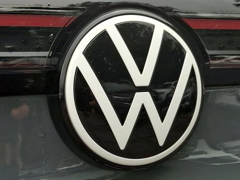 Used 2025 Volkswagen ID.4 Pro RWD image 29
