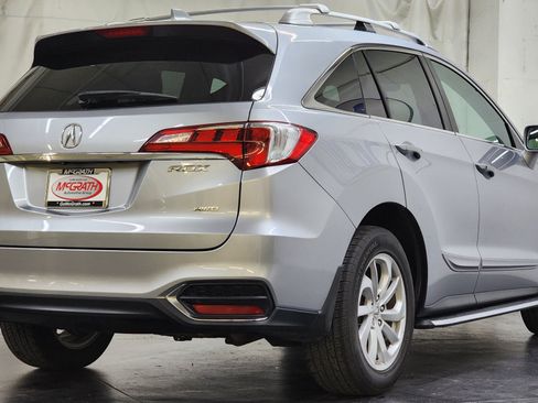 Used 2017 Acura RDX AWD w/ Technology Package image 5