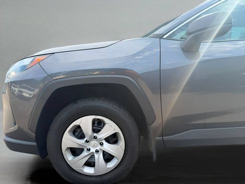 Used 2024 Toyota RAV4 LE AWD/4WD image 22