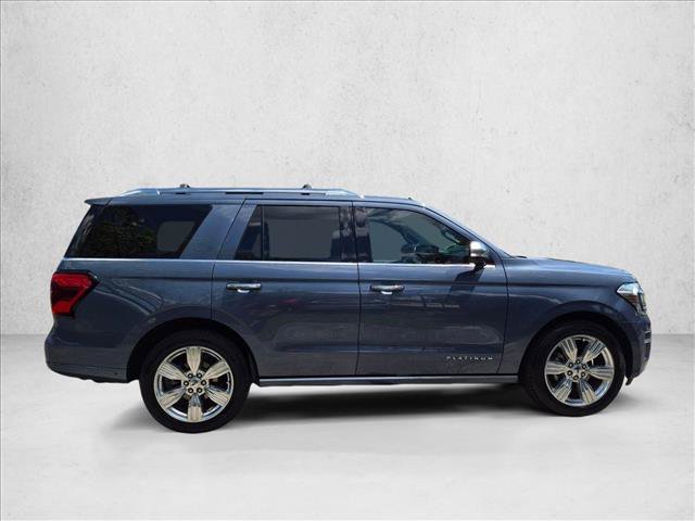 Used 2023 Ford Expedition Platinum RWD image 4