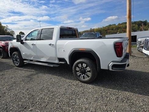 New 2026 GMC Sierra 2500 Denali w/ Denali Reserve Package AWD/4WD image 3