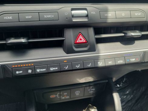 Used 2025 Kia K4 FWD image 15