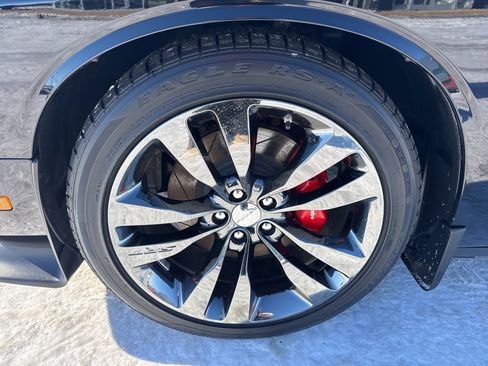 Used 2014 Dodge Challenger SRT8 image 4