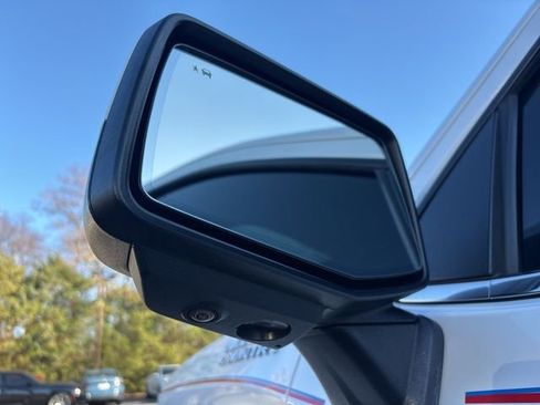 Used 2020 Chevrolet Silverado 1500 High Country w/ Technology Package image 5