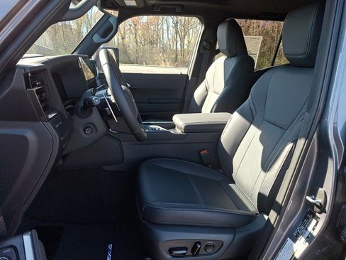 New 2026 Lexus GX 550 image 7