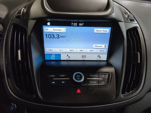 Used 2019 Ford Escape SE image 25