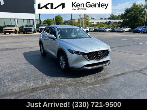 Used 2022 MAZDA CX-5 AWD 2.5 S w/ Select Package image 3