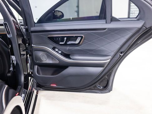Used 2024 Mercedes-Benz S 63 AMG S w/ AMG Night Package image 27