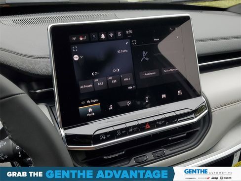 Used 2026 Jeep Compass Limited image 18