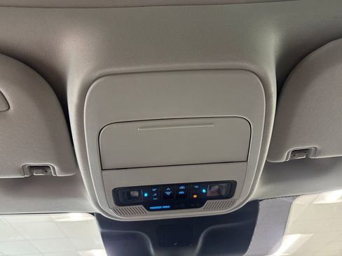 Used 2025 Ford Expedition Max Platinum AWD/4WD image 16