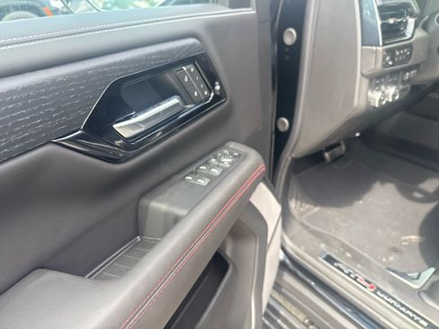 New 2026 GMC Yukon AT4 Ultimate AWD/4WD image 13