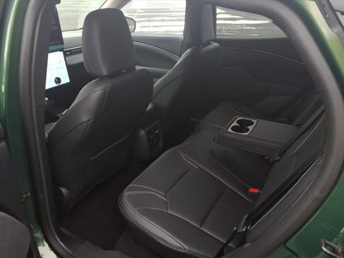 Certified 2025 Ford Mustang Mach-E Premium image 26