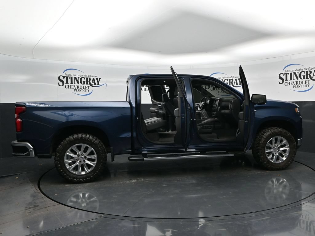 Used 2022 Chevrolet Silverado 1500 LTZ w/ LTZ Premium Package AWD/4WD image 36
